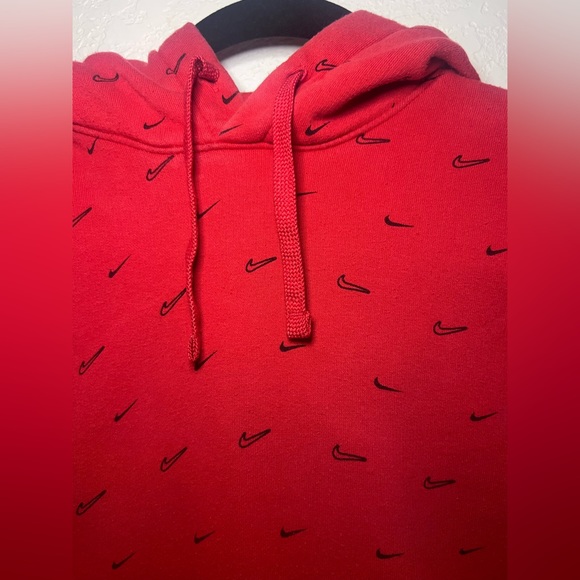 Sweater - Picture 7 of 8